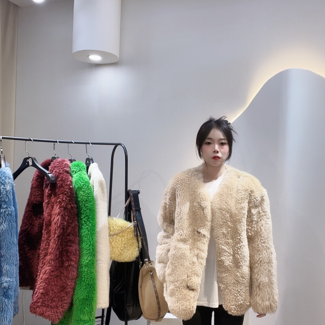 ℒ***෴真皮皮毛一体外套222-3319