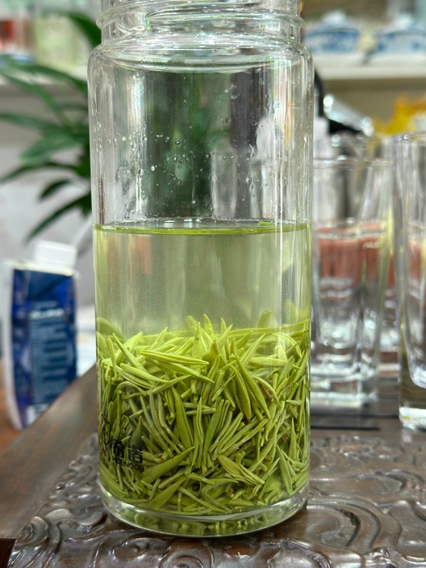 汇丰茶行<2025年清明前新茶＞釆花毛尖开园芽毛尖栗香清鲜回甜散茶