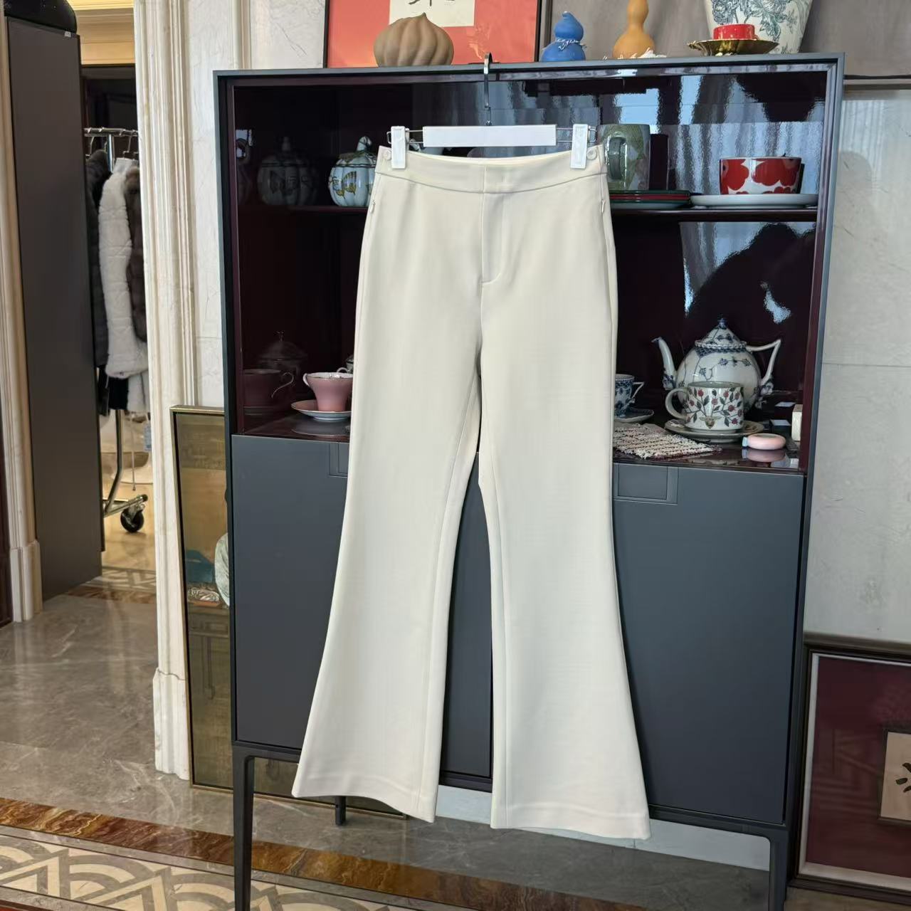 《超模裤》MYL 2025秋冬新品棉类混合白色微喇休闲裤中腰侧拉长裤