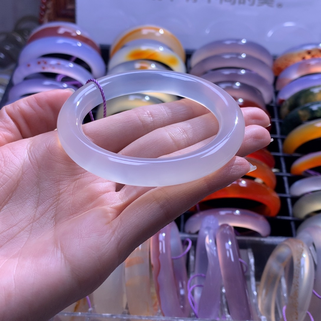 【闪购商品】玛瑙/玉髓手镯未镶嵌@*