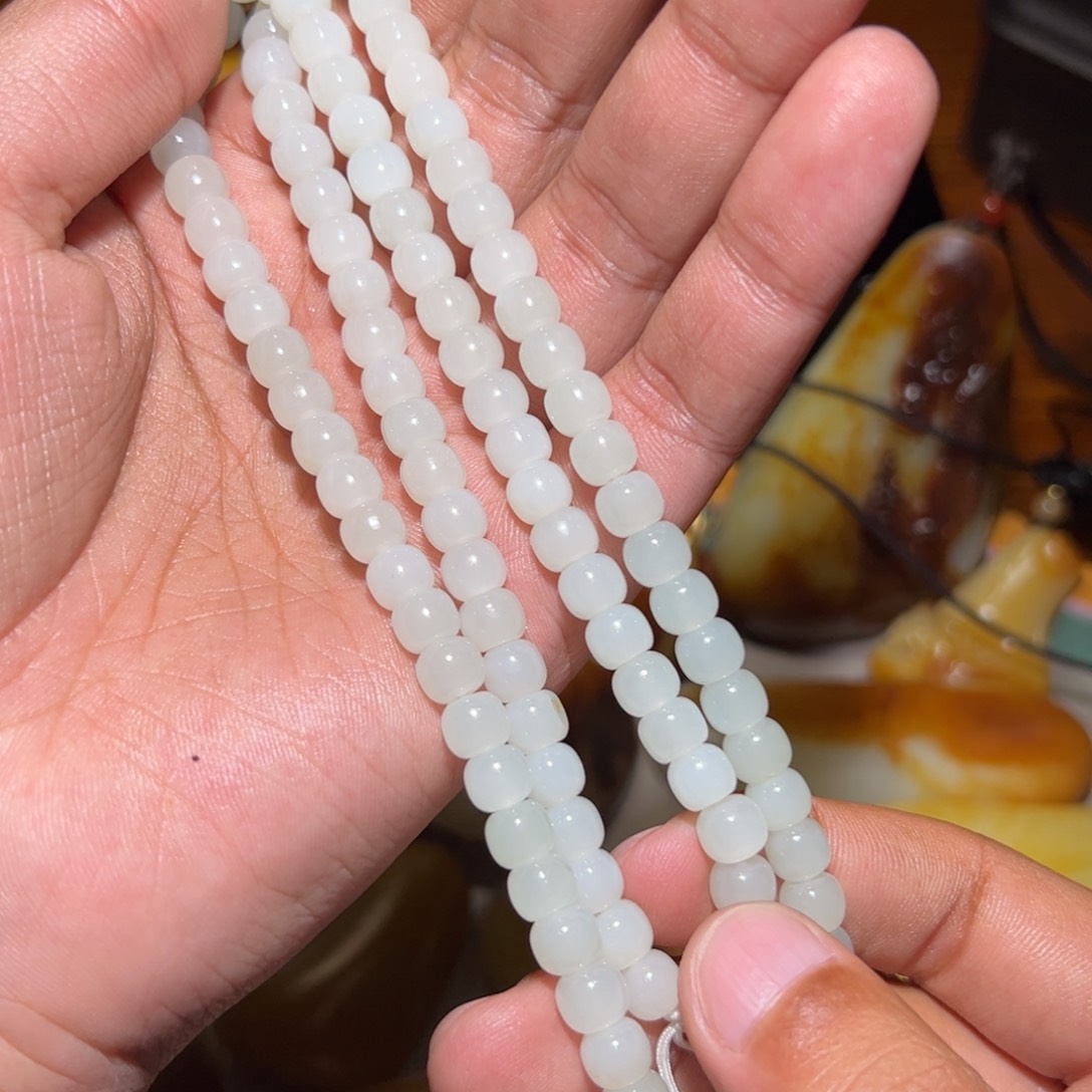 和田玉颈饰未镶嵌顺***…