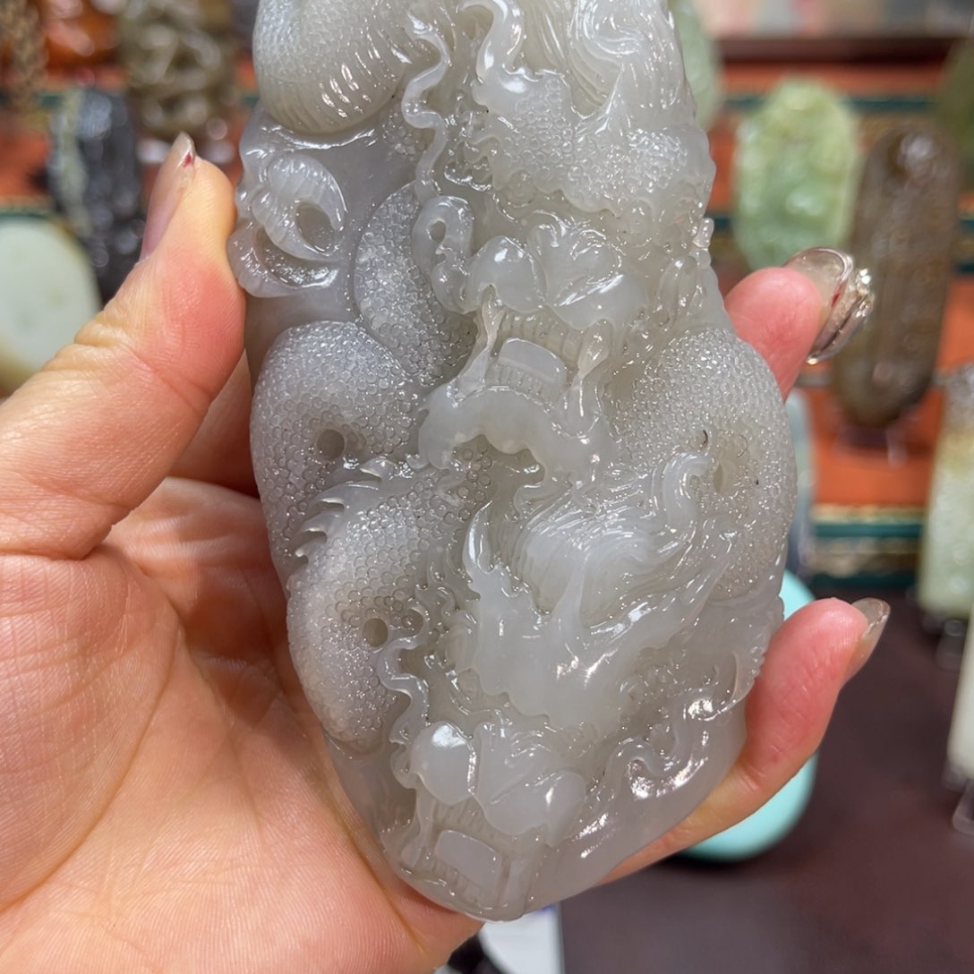 和田玉挂件未镶嵌山*