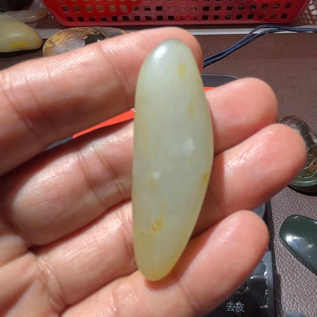 和田玉（糖玉）未镶嵌挂件