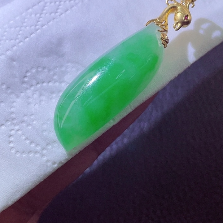 颈饰18K金镶嵌翡翠翡翠