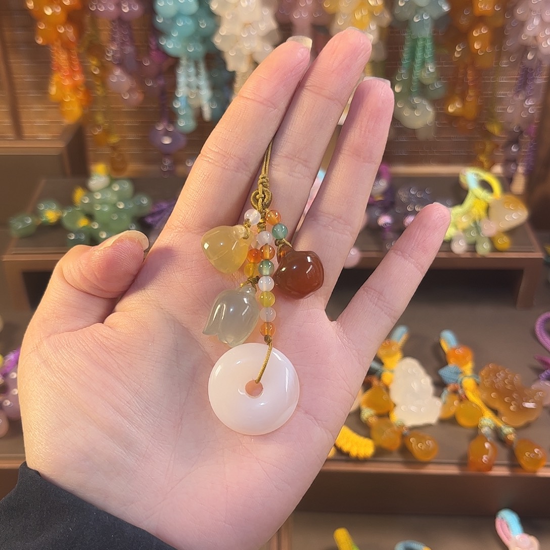 甜****玛瑙/玉髓未镶嵌车挂福利款手机链