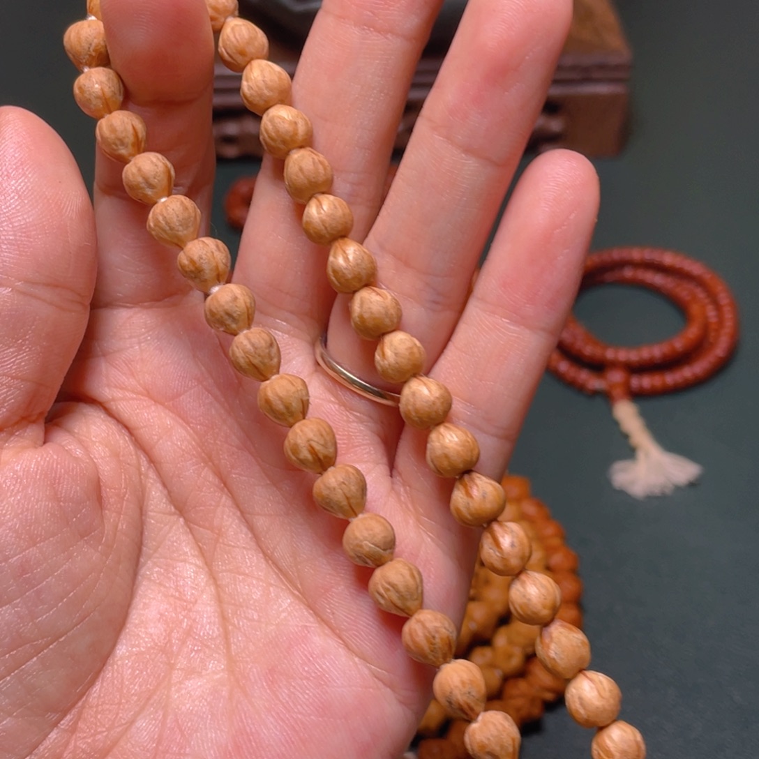 吊坠柏香籽/百香籽圣火莲花手持