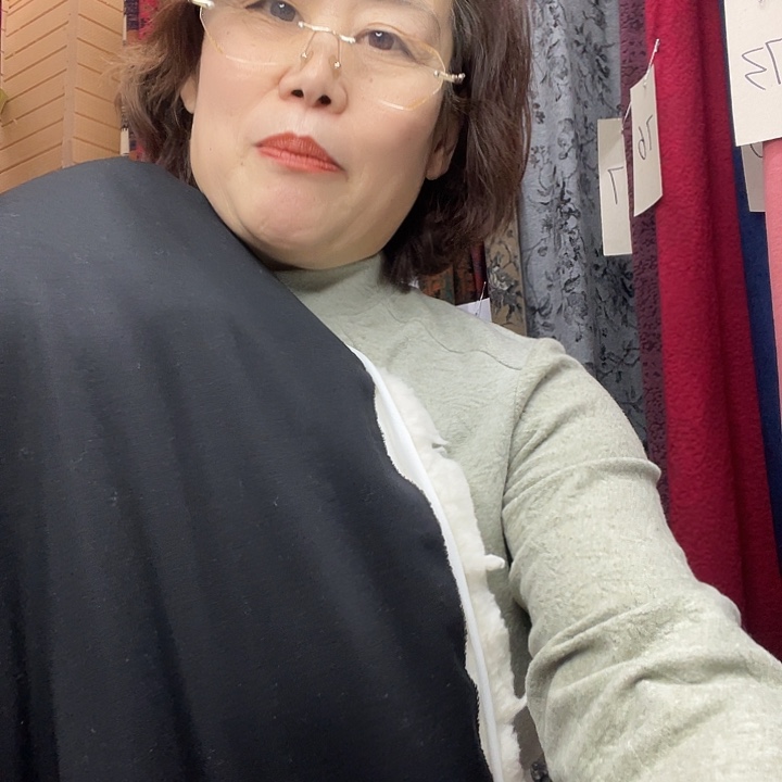 黑色絮片1米棉棉裤面料