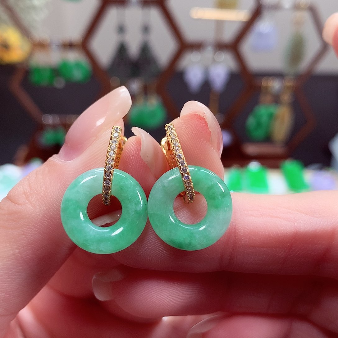 翡翠耳饰银S925镶嵌天然翡翠