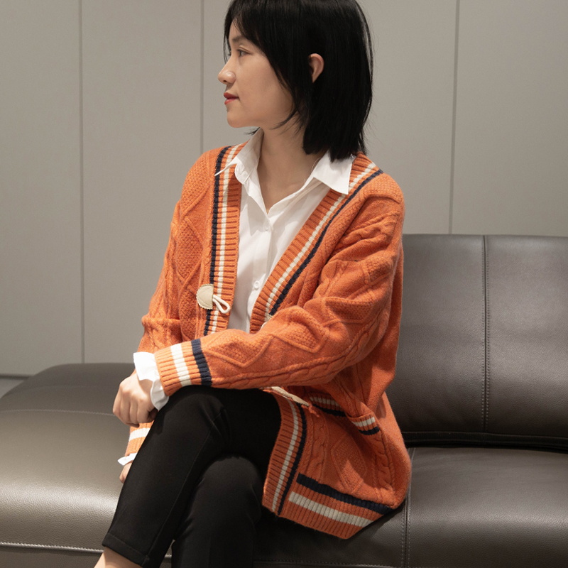 宽松中长款开衫女长袖针织衫春秋慵懒风麻花口袋毛衣外套