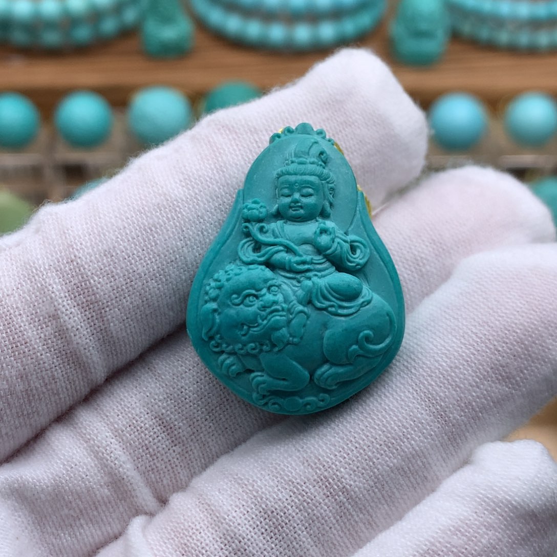 绿松石未镶嵌珠宝奇石