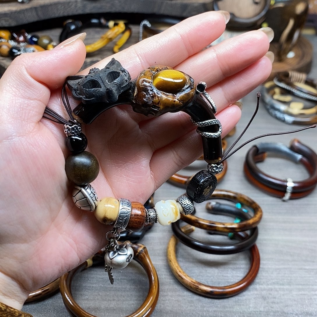 藤艺吊坠蛇狐手串金刚藤