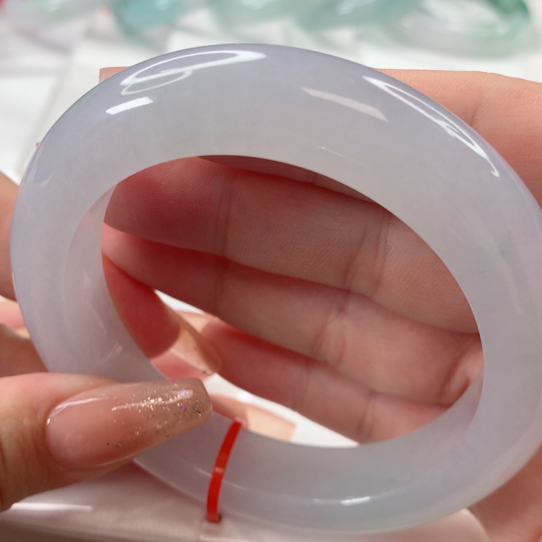 翡翠手镯未镶嵌58.8圈口厚桩天空蓝（主播强推！）