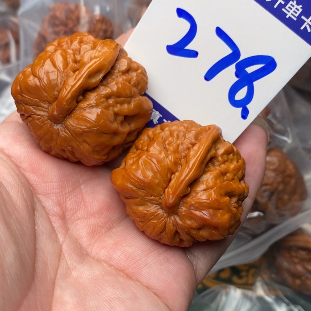 把件文玩核桃一根筋