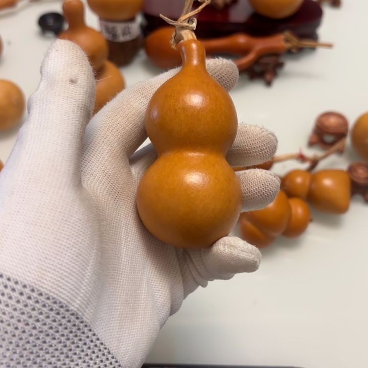 元***宝天然手捻老皮葫芦