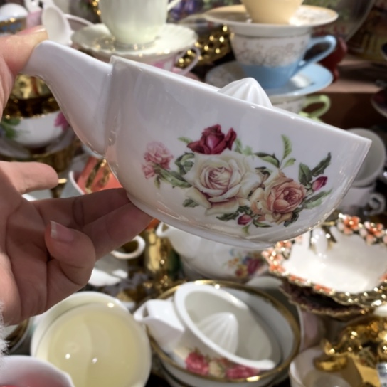 瓷片陶瓷榨汁碗直径11厘米