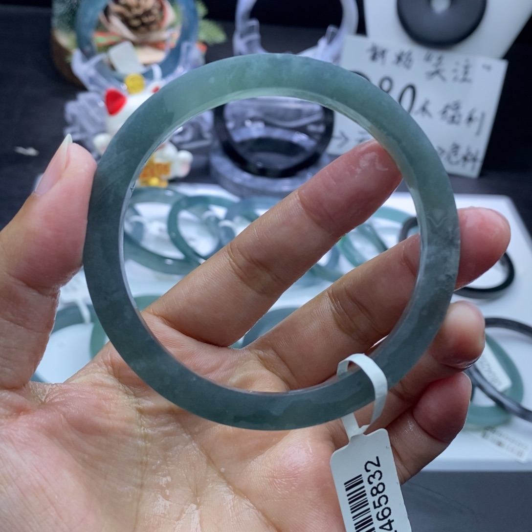 那***吧定制翡翠未镶嵌成品买断烟灰蓝60