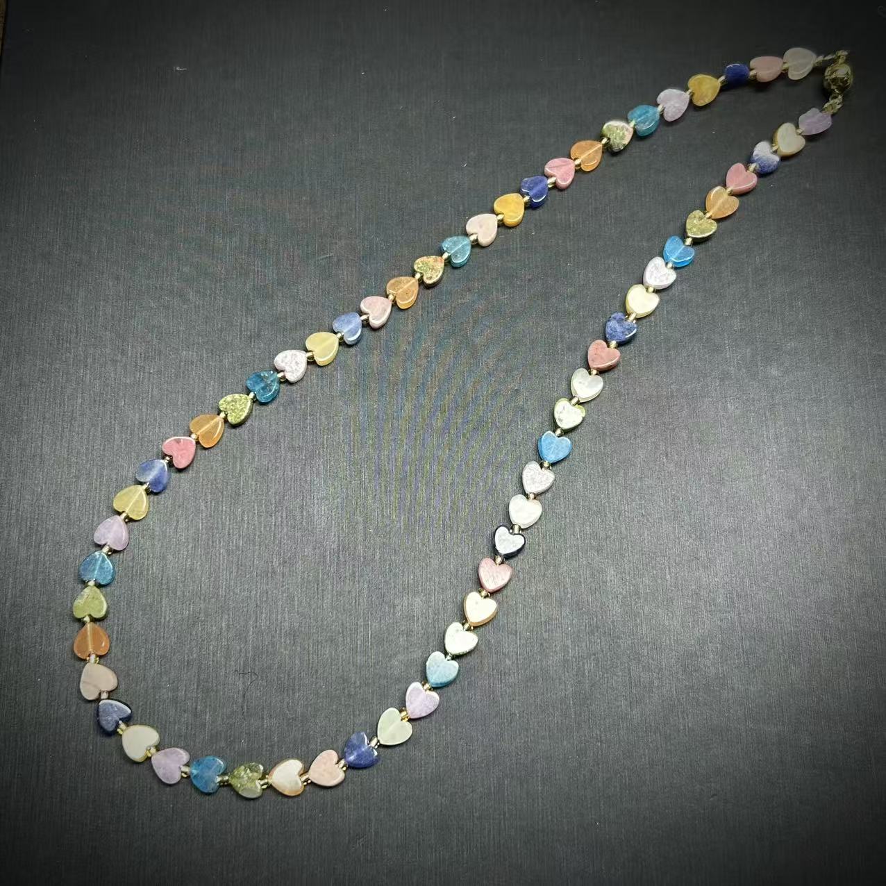 32001728老矿彩虹舒大爱心项链（多样性发其一）314