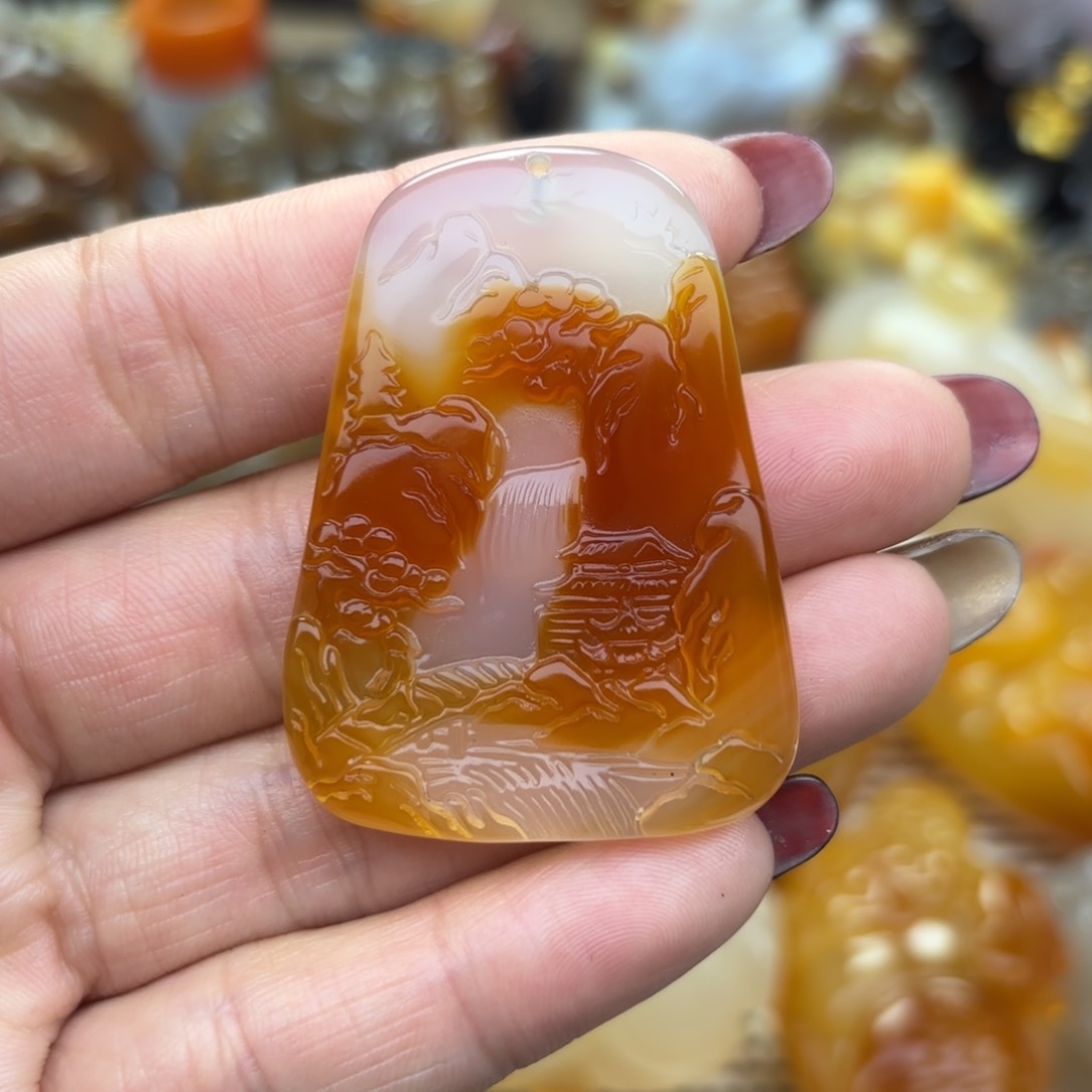 玛瑙/玉髓挂件未镶嵌