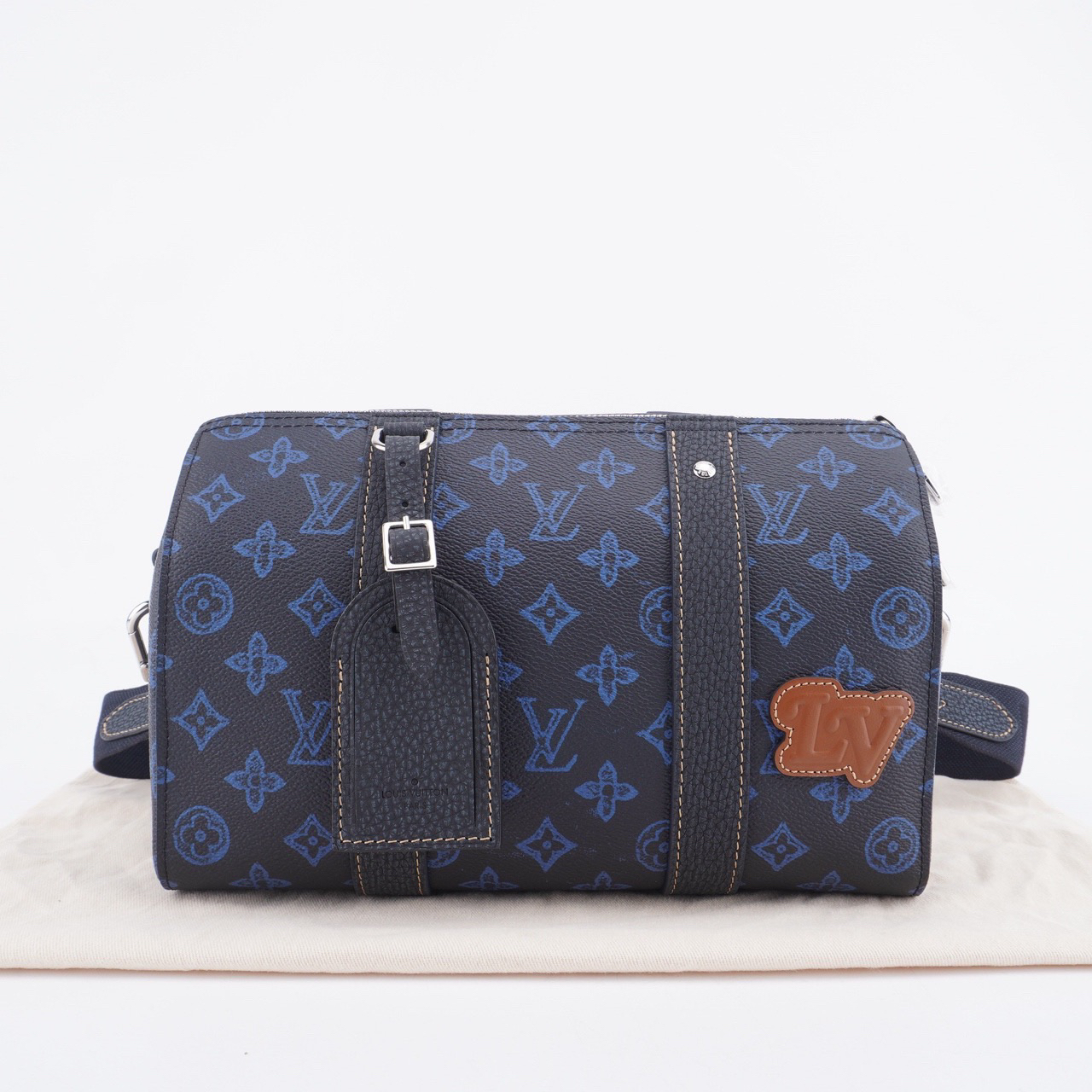 99新 LV Keepall City芯片款复古格调字母logo单肩斜挎包 F586
