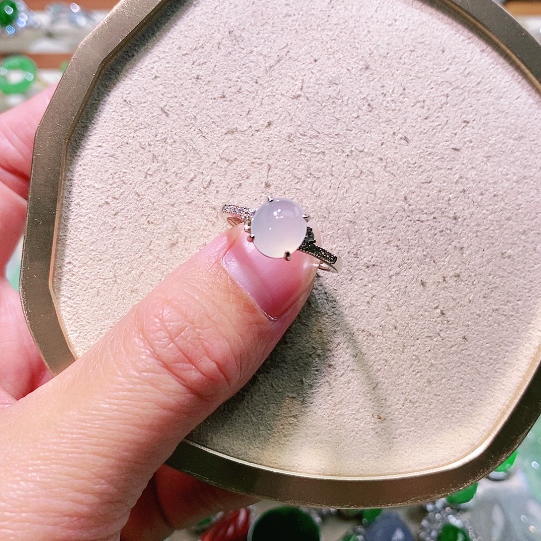 【闪购商品】翡翠挂件未镶嵌裸石