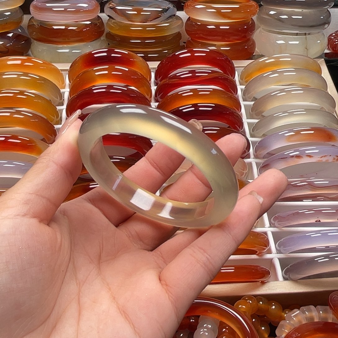 玛瑙/玉髓手镯未镶嵌碳****麻