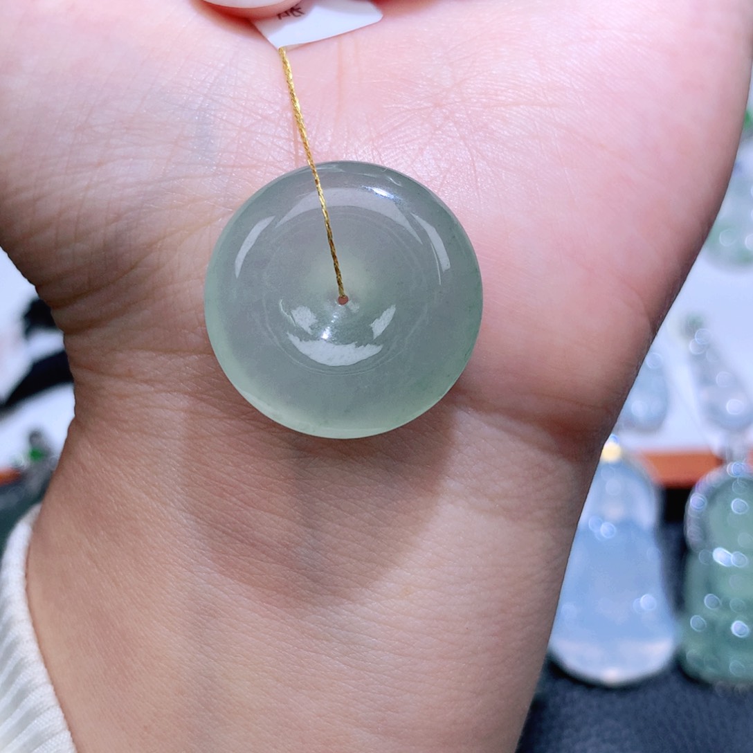 颈饰未镶嵌翡翠扣子