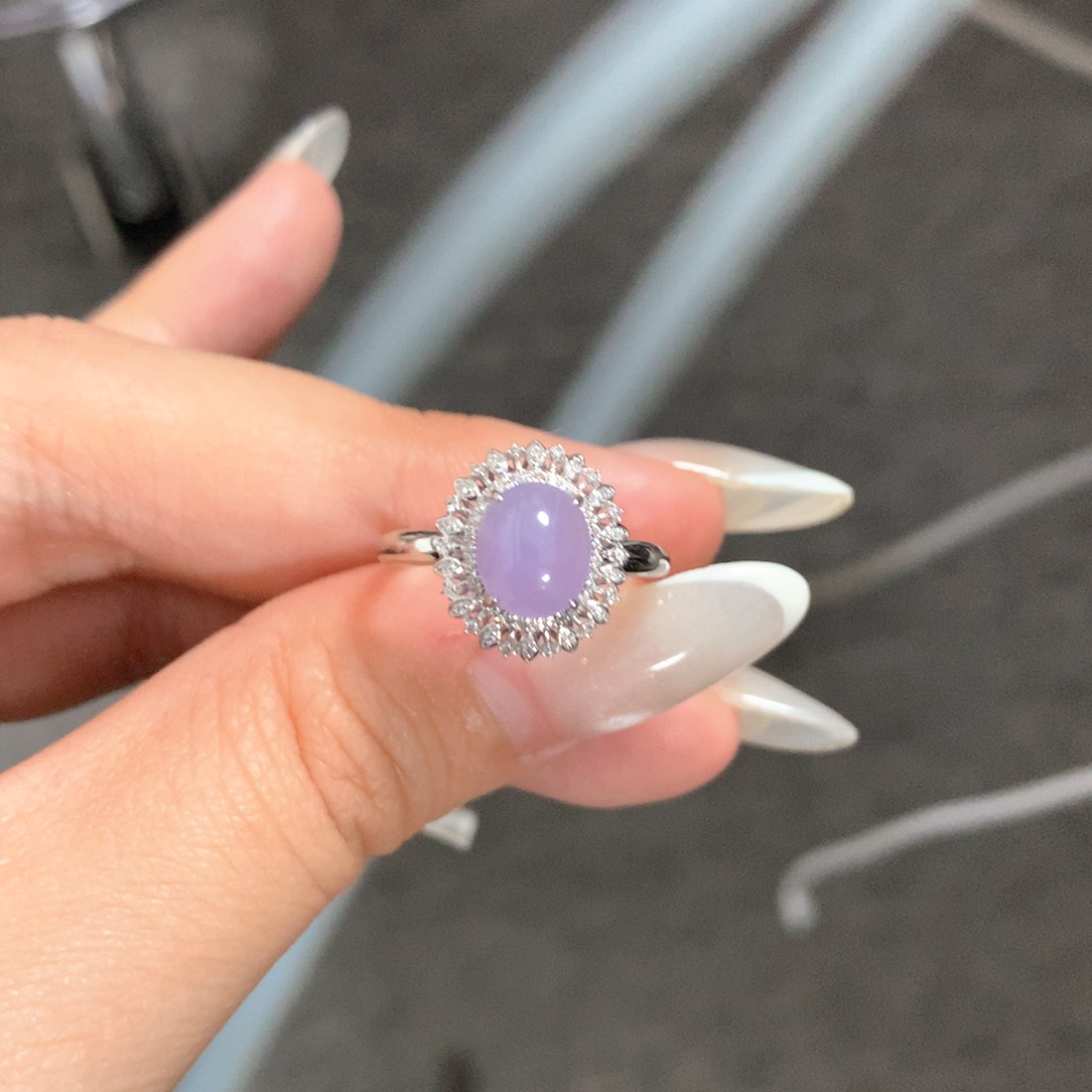 翡翠戒指18K金镶嵌翡翠