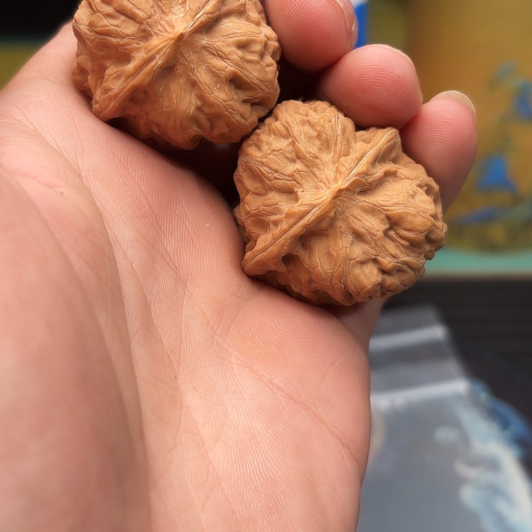文玩核桃吊坠38门头沟元宝