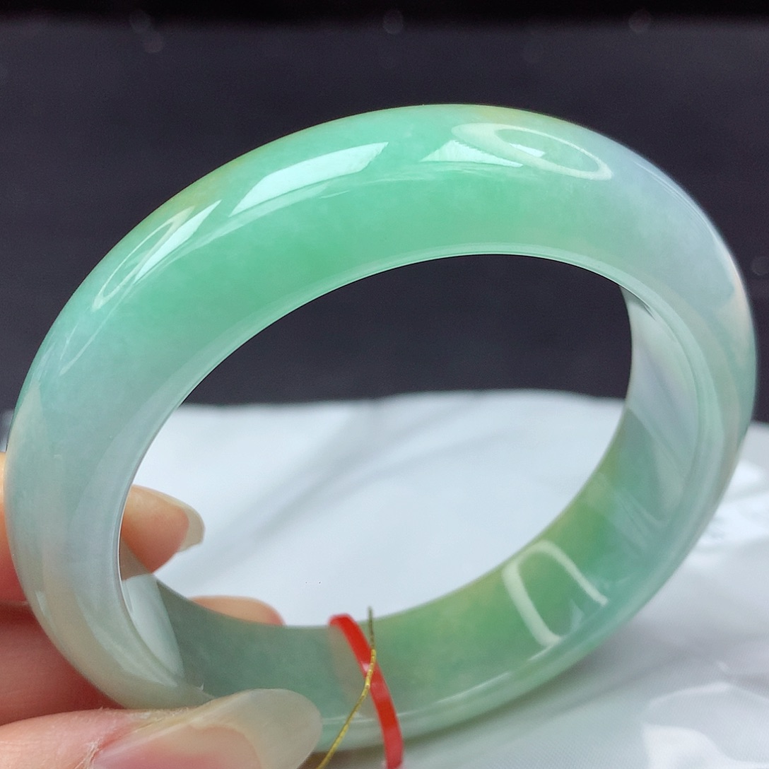 未镶嵌手镯翡翠?*K56轮胎458