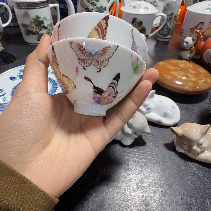 那***景景德镇的陶瓷瓷器