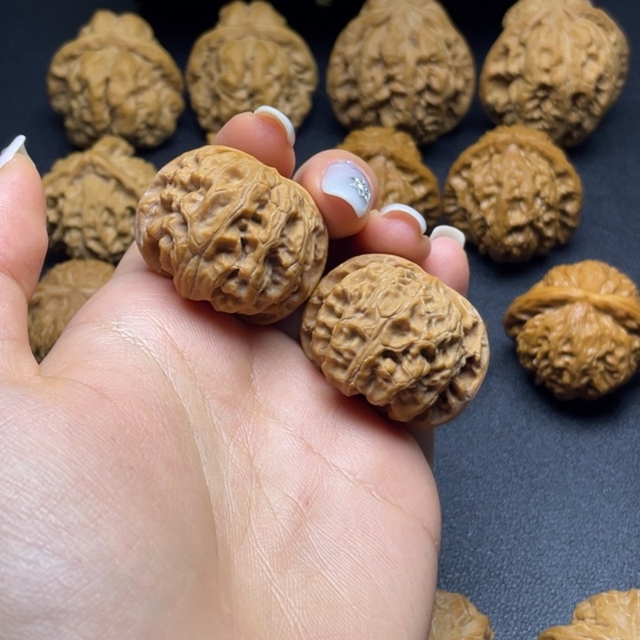 吊坠文玩核桃36苹果园