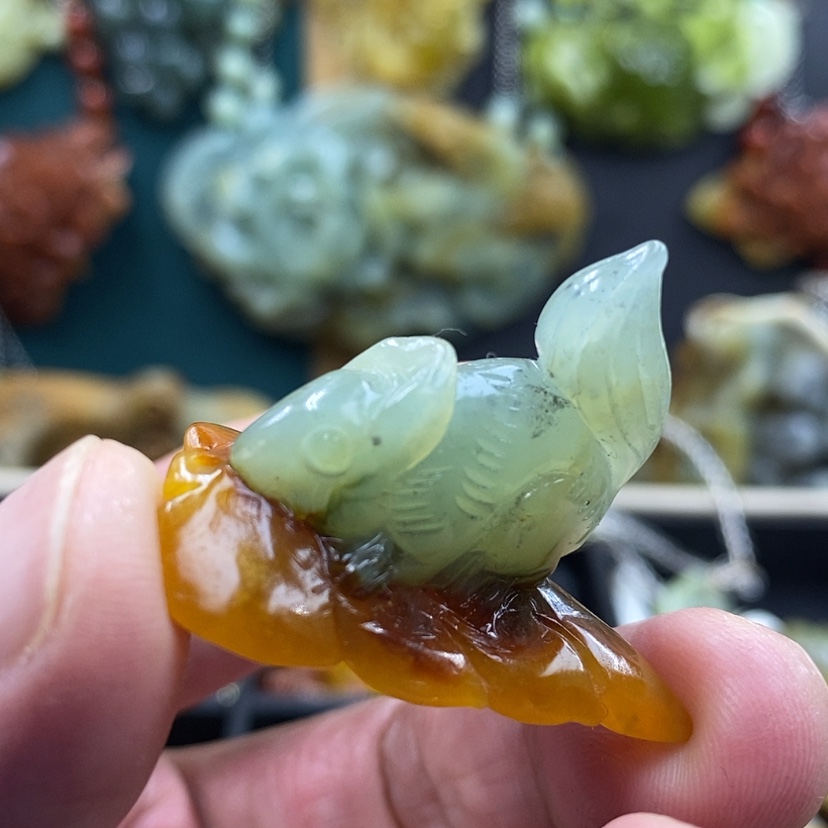 【闪购商品】未镶嵌蛇纹石玉吊坠