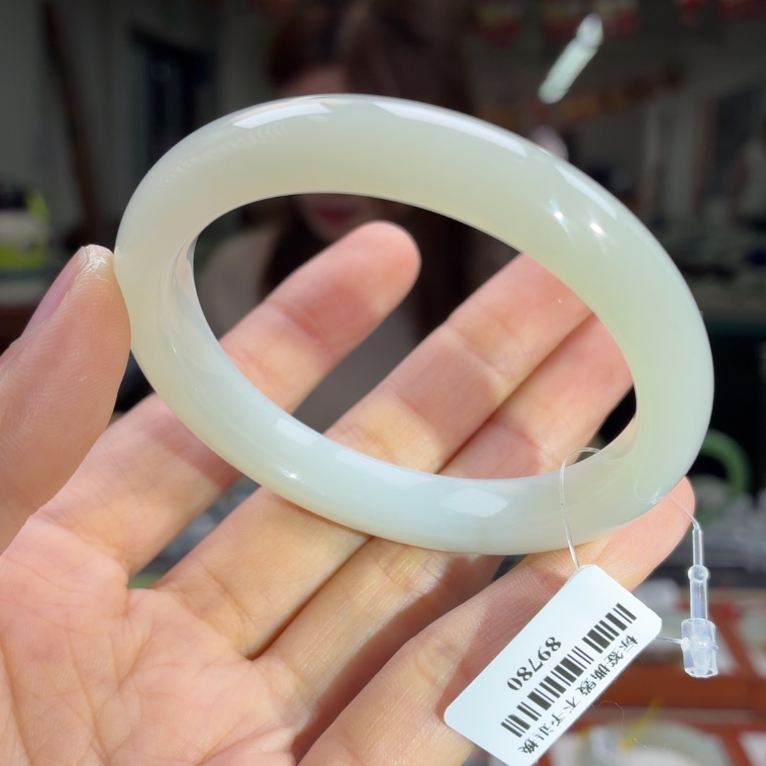 和田玉手镯未镶嵌53