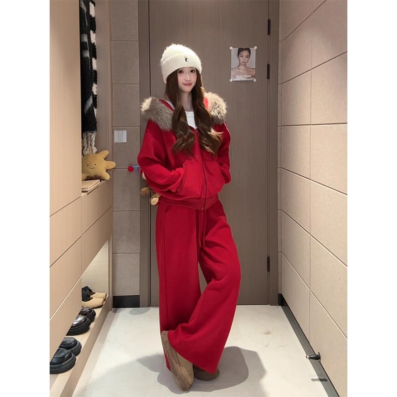 慵懒红色时尚运动服套装女秋冬毛领加绒连帽卫衣阔腿裤休闲两件套
