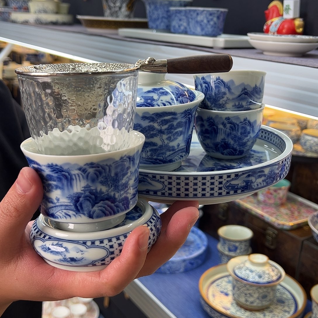 我们的目标是成为一个优秀的人