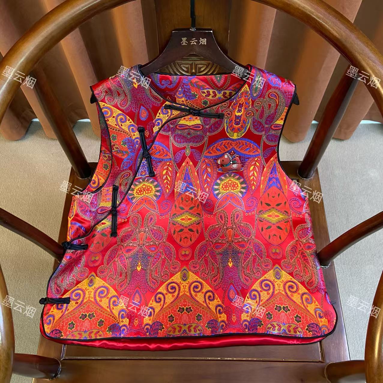 【彩马】新中式复古提花小马挂件新年本命马夹文艺上衣四季女装百搭