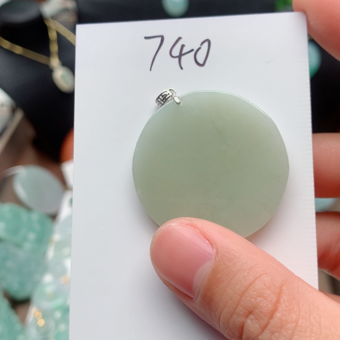 翡翠颈饰银S925镶嵌吊坠