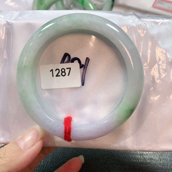 翡翠手镯18K金镶嵌天然翡翠手镯55