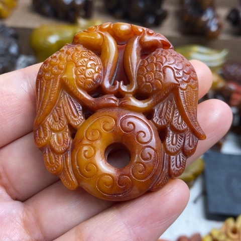 蛇纹石玉未镶嵌颈饰42