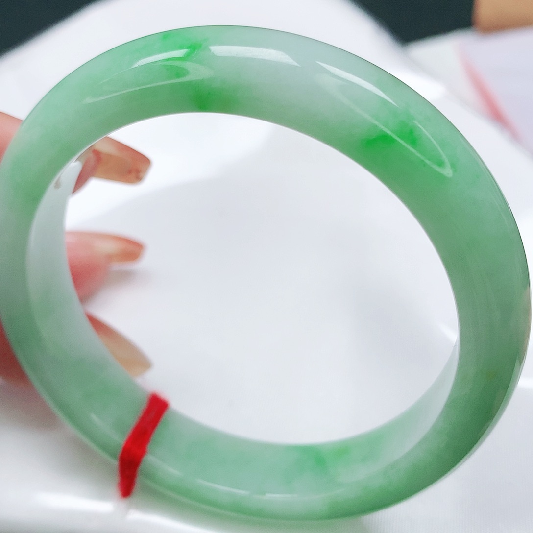 未镶嵌手镯翡翠39