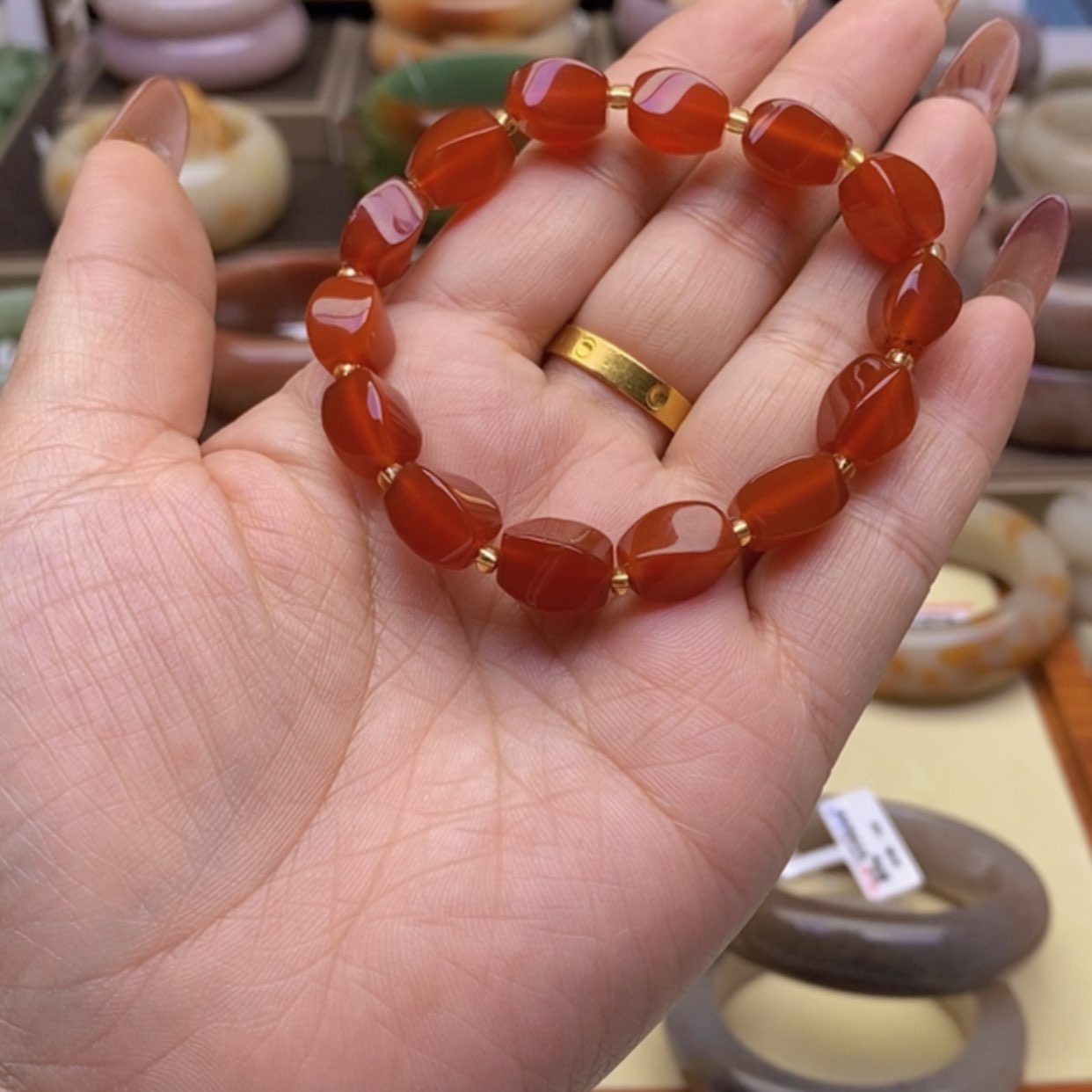 【闪购商品】石英质玉手镯未镶嵌