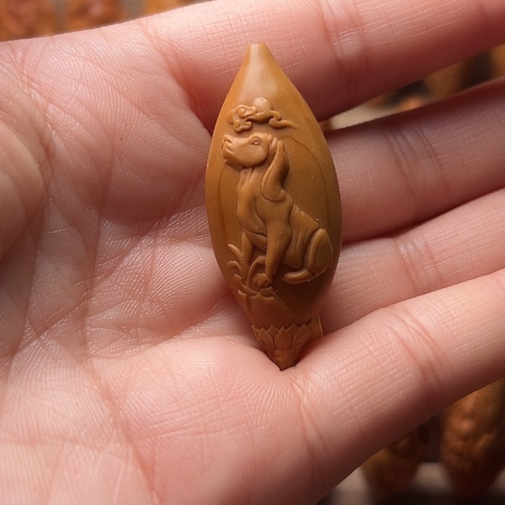 橄榄核吊坠流*宇橄榄核