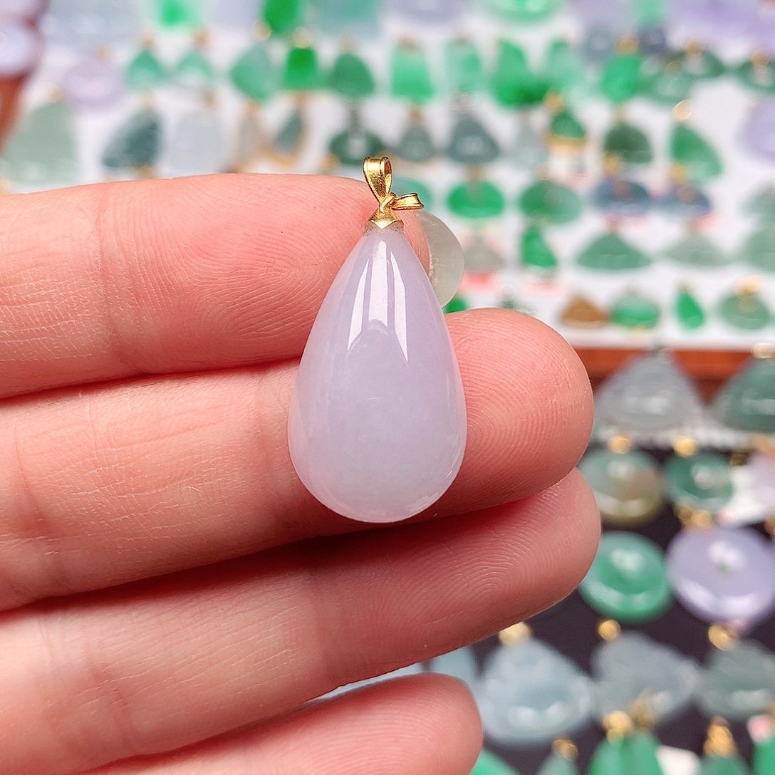 翡翠颈饰18K金镶嵌天然翡翠A货