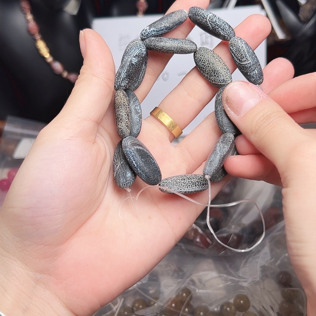 玛瑙/玉髓合金珠宝半成品u630 13m 药霜橄榄珠珠一条