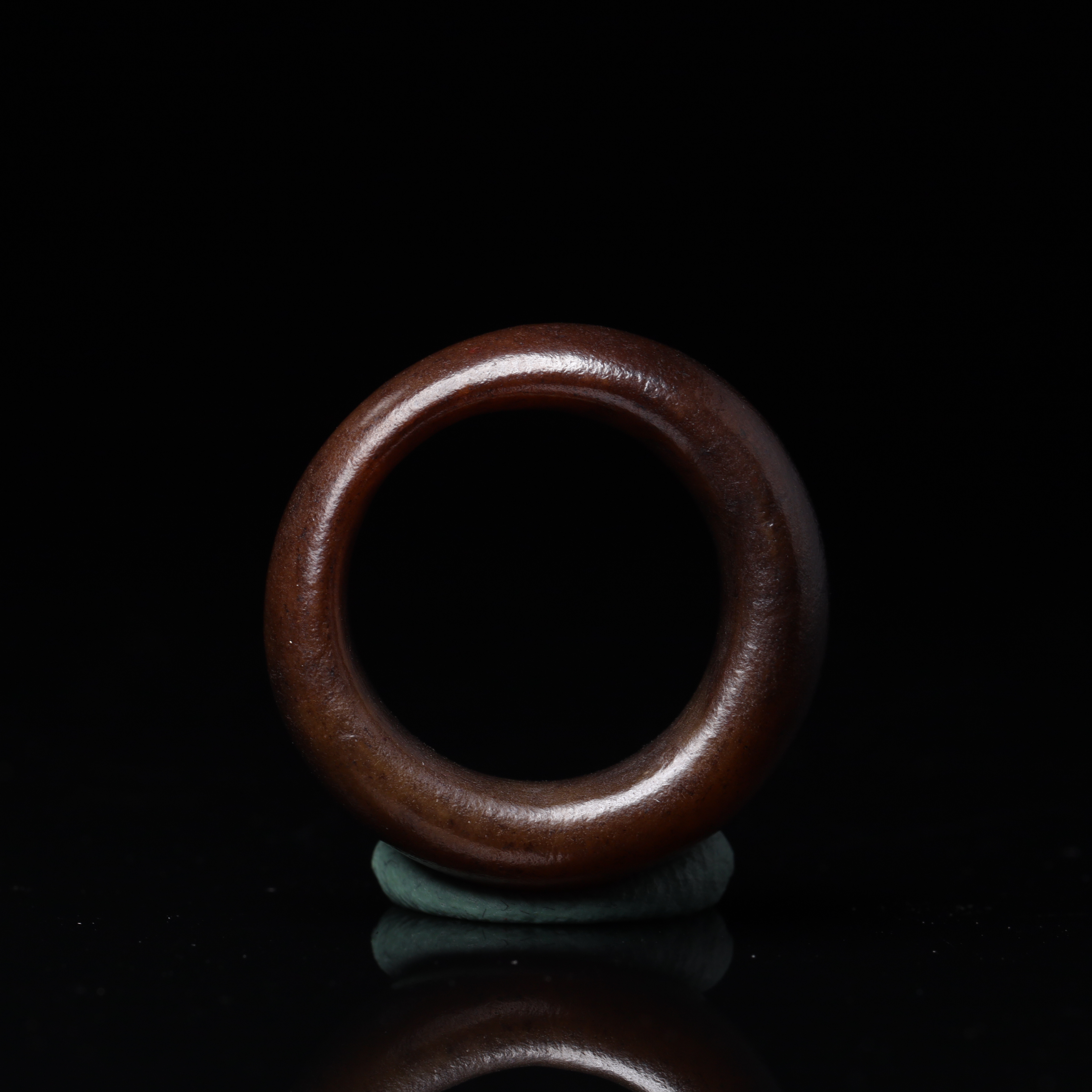 明代和田玉素形指环