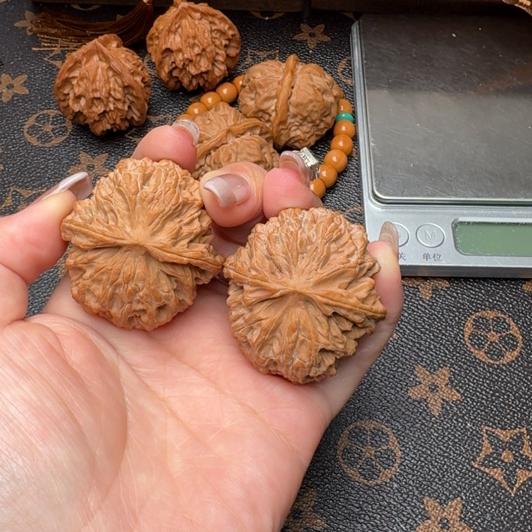 尚****文玩核桃把件10级福利对41.5苹果G499