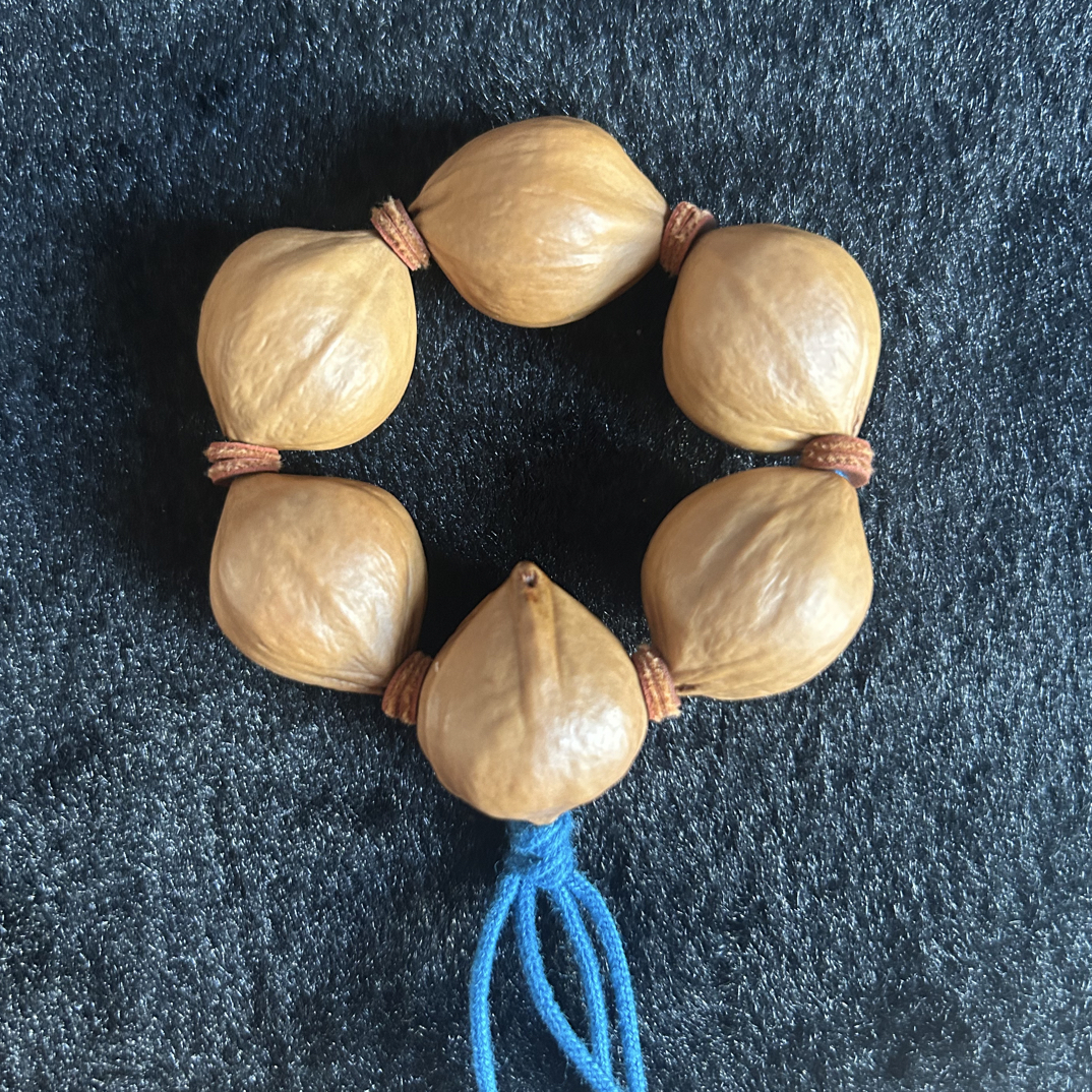 原生态橄榄核原皮小手捻