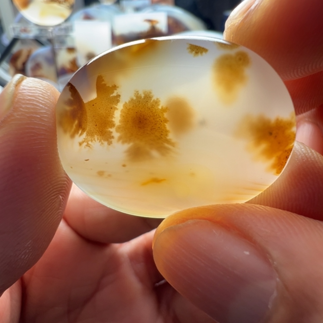 未镶嵌玛瑙/玉髓珠宝奇石