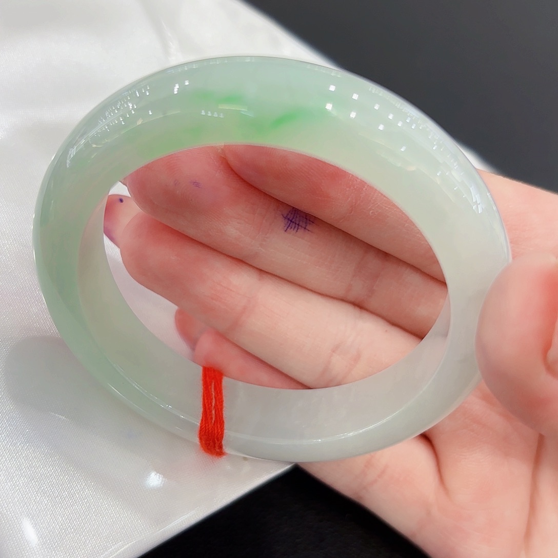 翡翠手镯未镶嵌手镯53/54