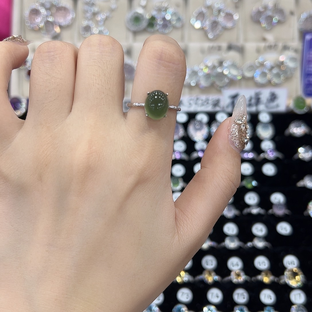 ****蛇纹石玉银S925镶嵌颈饰